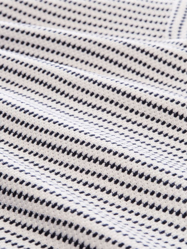 Loose Fit Jacquard T-Shirt mit Polokragen